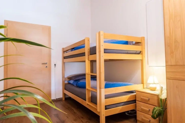 3 Bedrooms Apartment