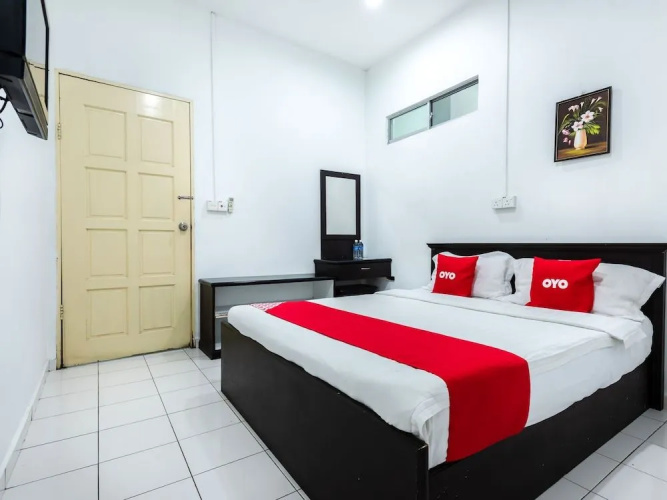 OYO 89621 Aradah Hotel
