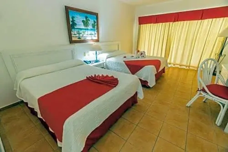 Standard Triple room