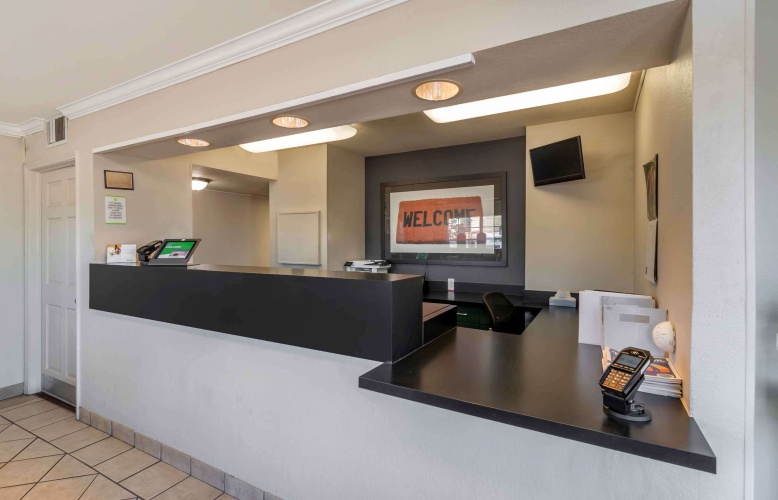 Extended Stay America - Kansas City - Shawnee Mission photo 7