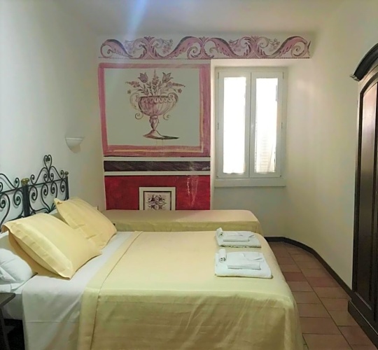 Economy Triple room