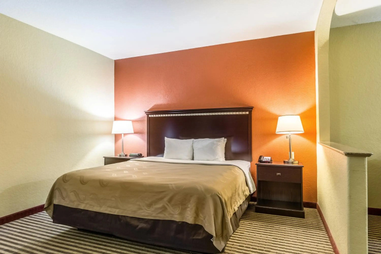 Quality Suites North Houston