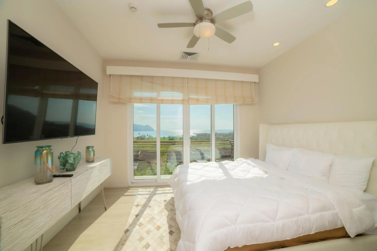 Best Views in Los Sueños 3 bdr Miramar