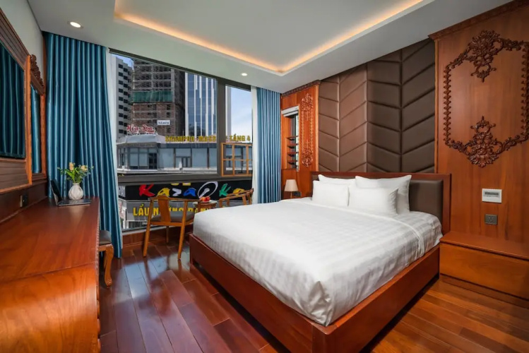 Monalisa Luxury Hotel