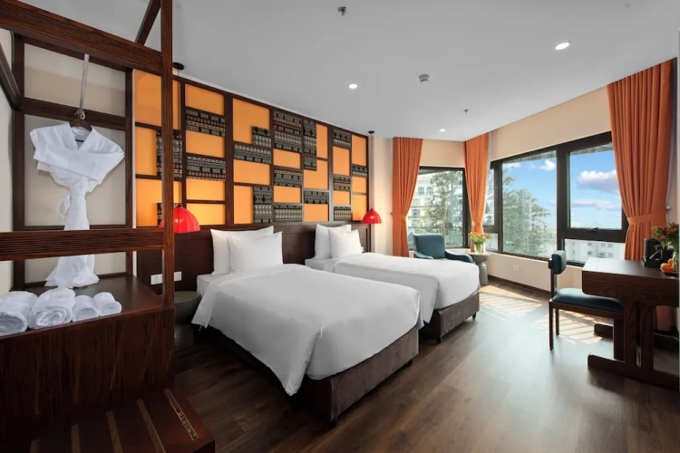 Premium Double room with city view