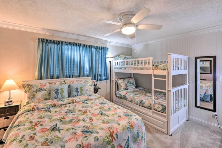 2 Bedrooms Villa