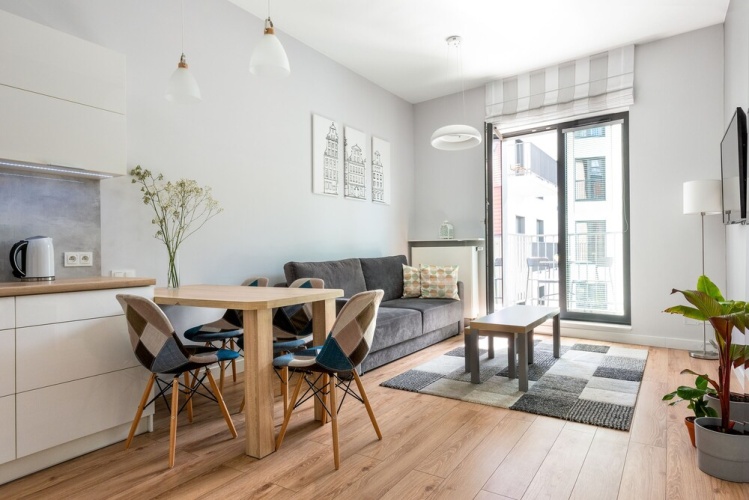 Apartment with balcony