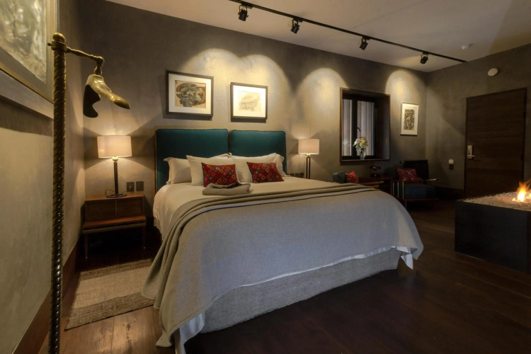 Uvence Arte + Hotel