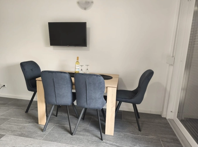 1 Bedroom Superior Apartment
