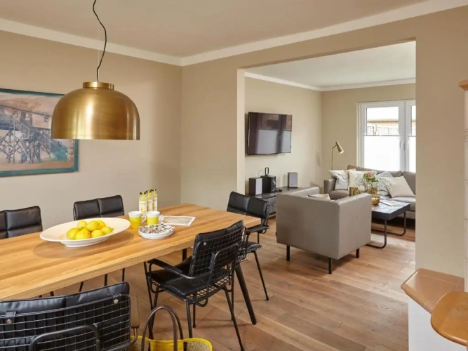 3 Bedrooms Cottage