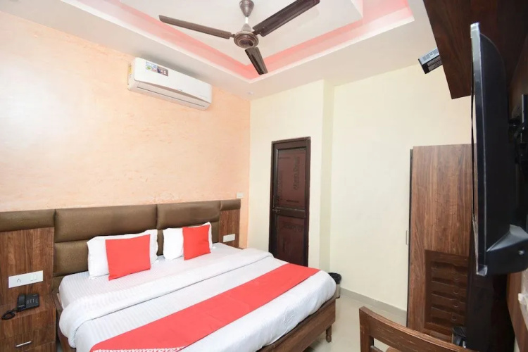 OYO 30743 Hotel Himalayan
