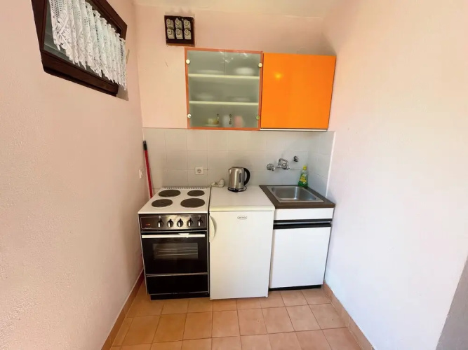 Studio apartment Šarić 3