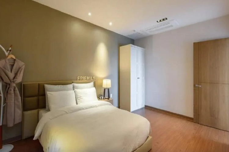 Friemily Pool Villa & Hotel