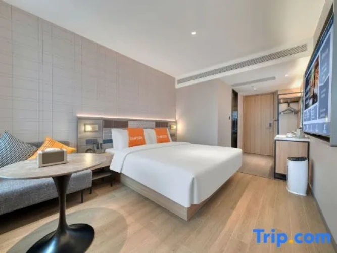 Standard Double room with river view