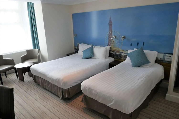 Superior Twin room with sea view