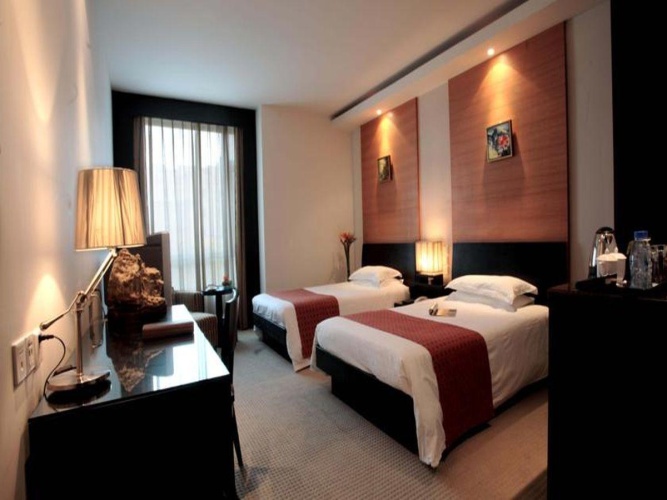 Deluxe Double Suite