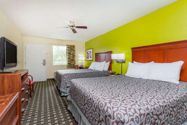 Days Inn Trenton