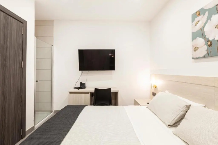 Guesthouse No. 48