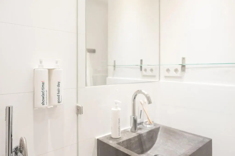 Numa Amsterdam Helmers