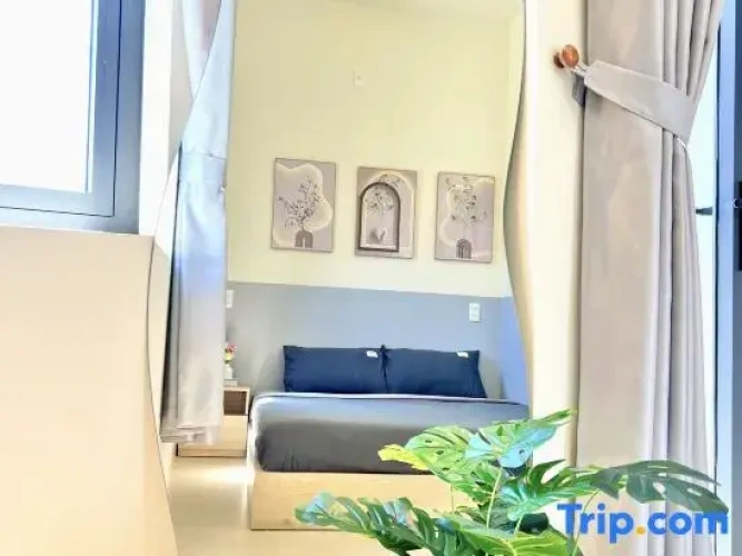 Standard Double room with balcony and with partial ocean view