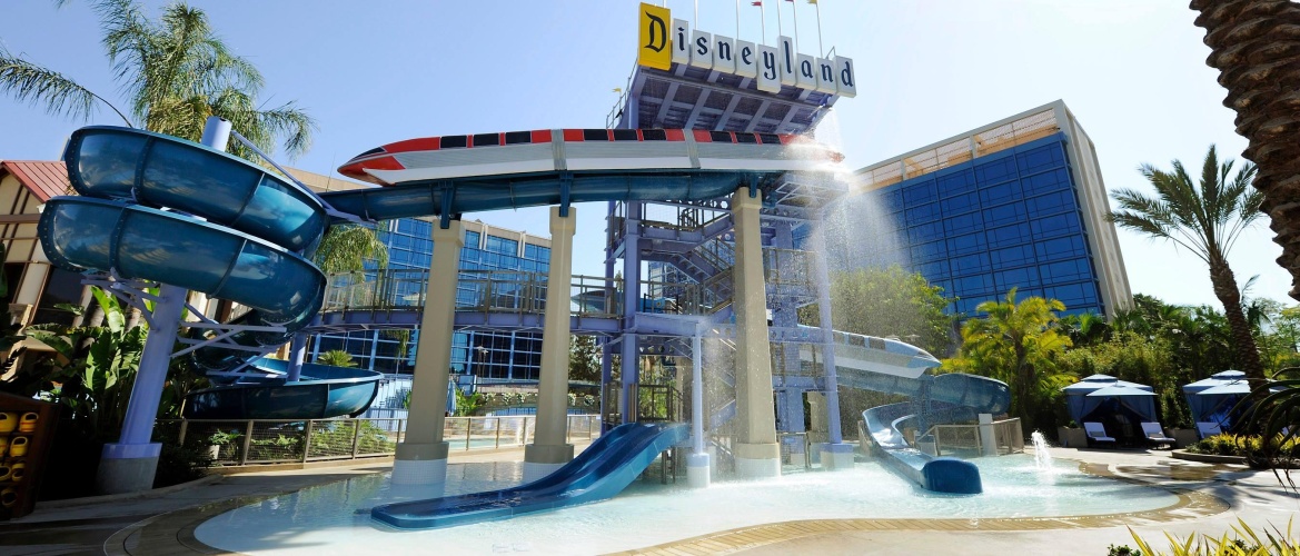 Disneyland Hotel photo 23