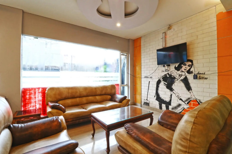 Eve Hotel