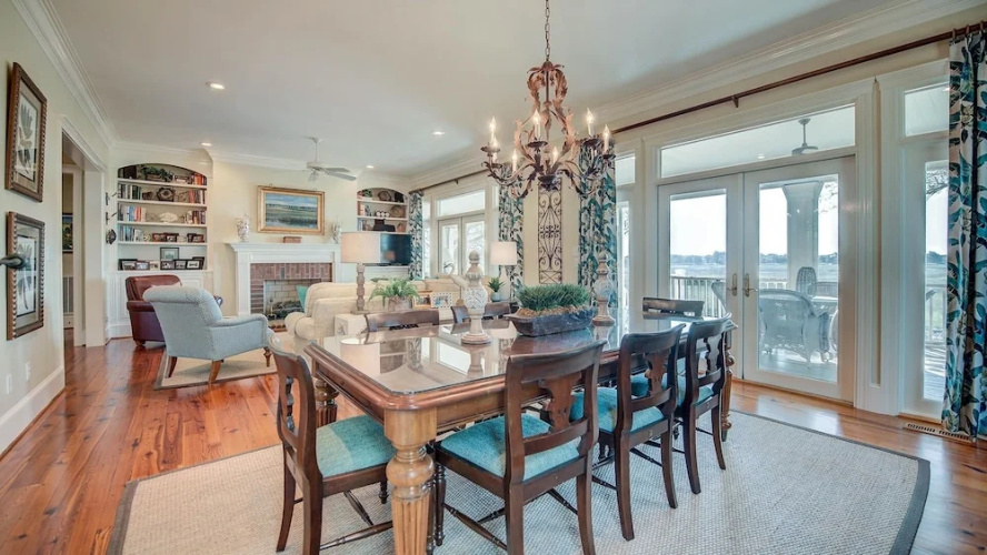 162 Marsh 5 Br home by RedAwning