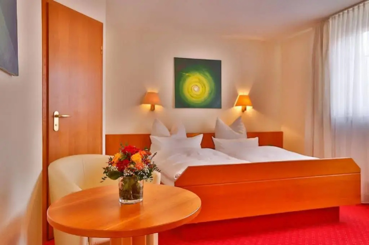 Mayers Waldhorn Hotel