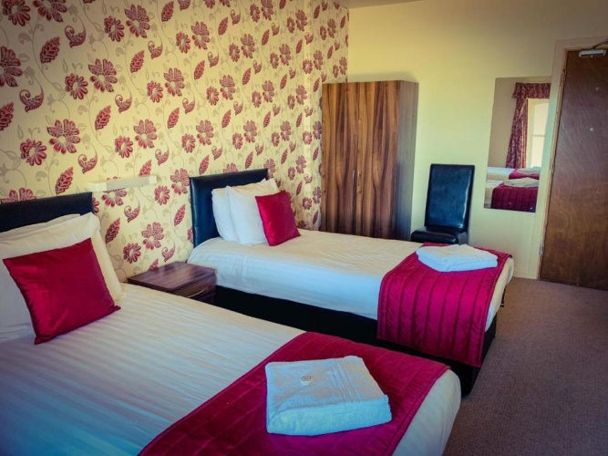 Standard Twin room