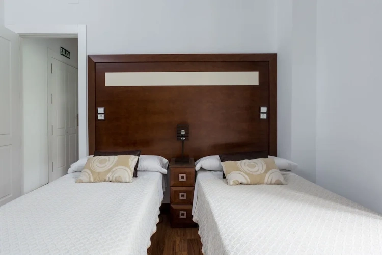 2 Bedrooms Apartment with balcony