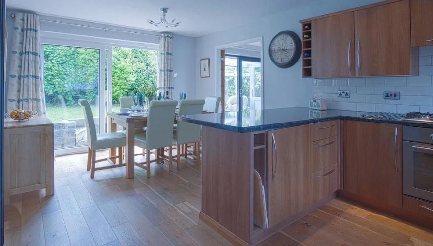 3 Bedrooms Cottage