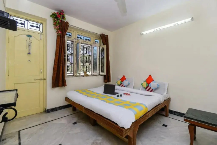 OYO Home 26246 Cozy 2BHK