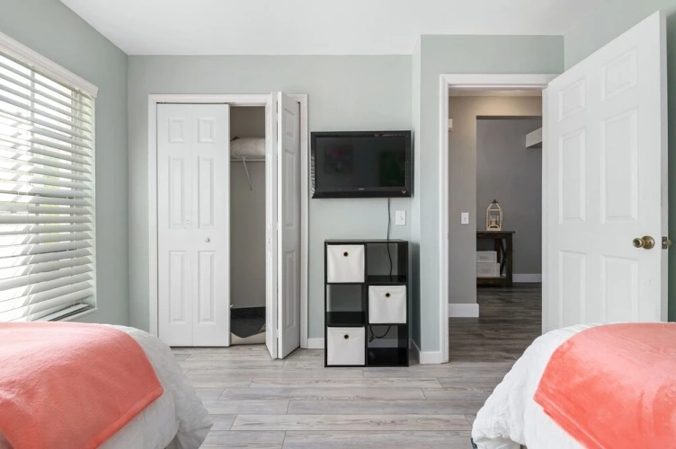 Guest rooms