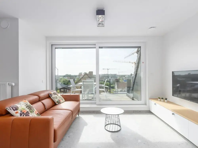 Newly Built Rooftop Flat With Sun-facing Terrace