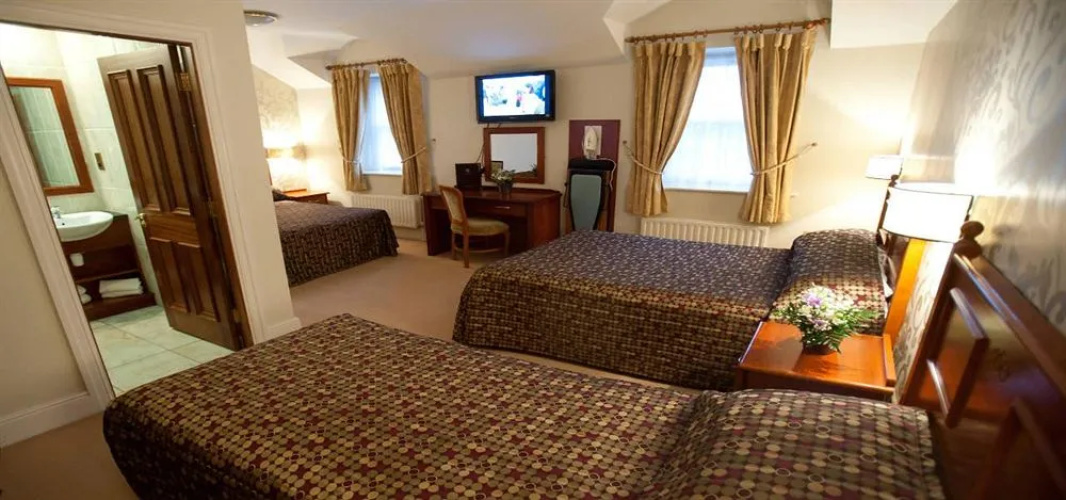 Westenra Arms Hotel