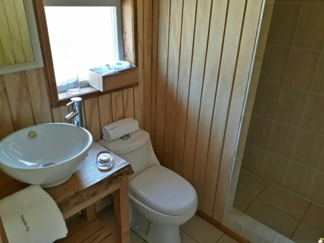 3 Bedrooms Bungalow