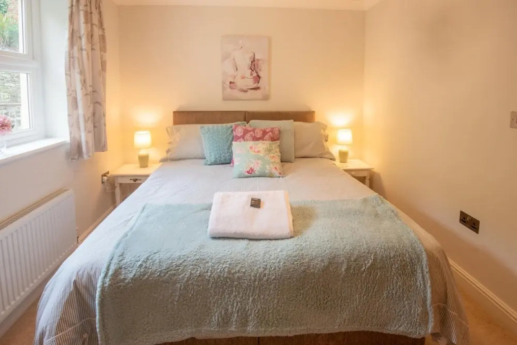 Modern 2-Bed Flat In Tavistock Centre