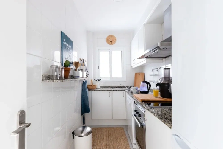 3 Bedrooms Apartment