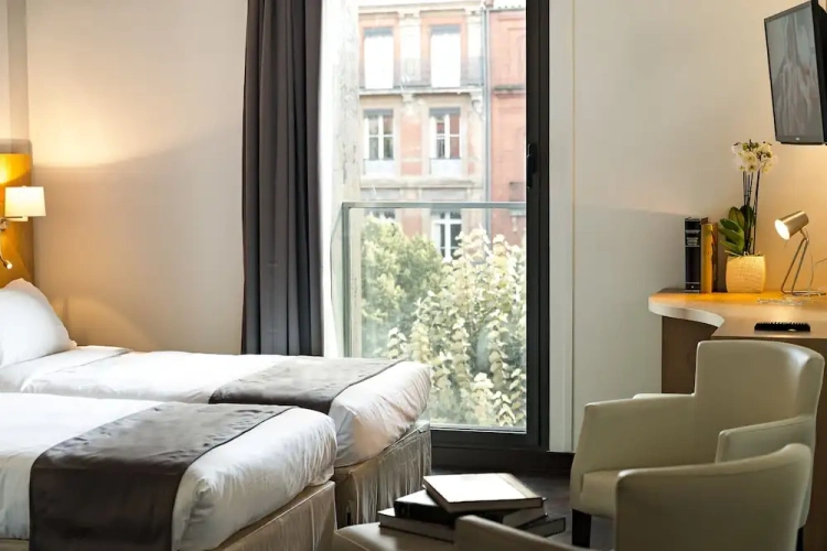 Superior Twin room