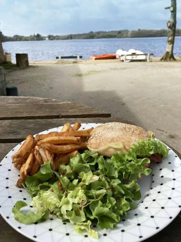 Camping Le Lac O Fées
