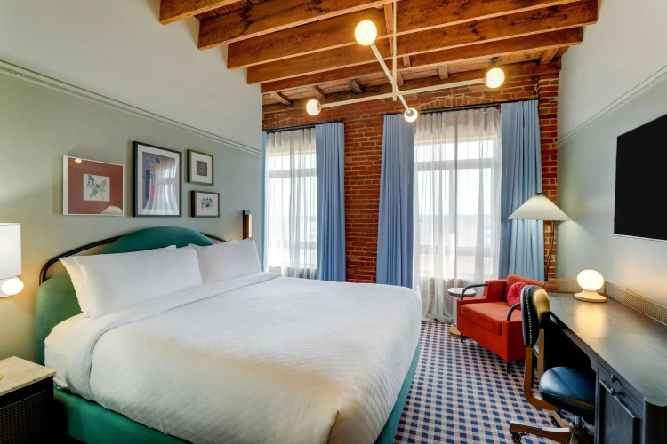 Trilogy Hotel Montgomery, Autograph Collection