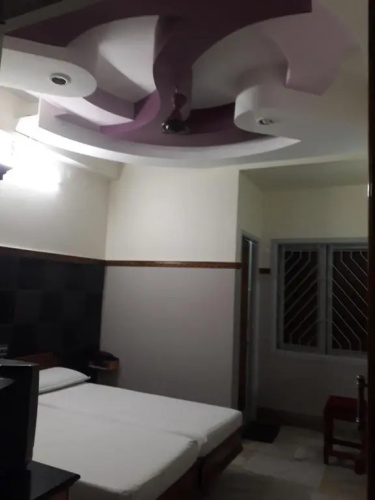 Krishna Lodge