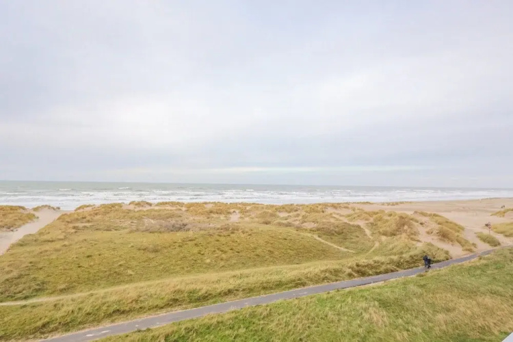 Studio by the Sea in Belgium With Beach Access