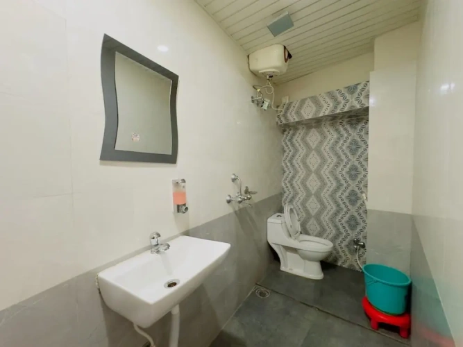 Standard room with city view