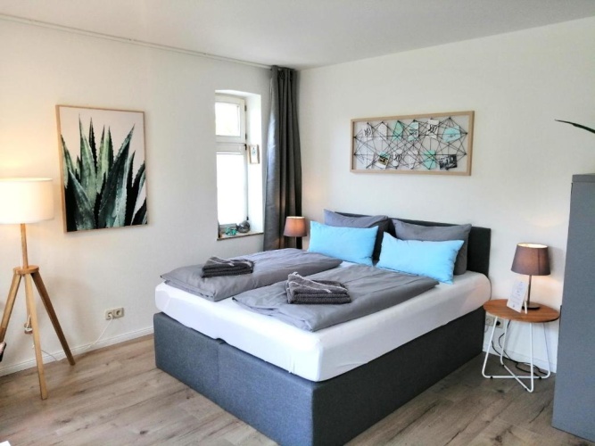 1 Bedroom Apartment