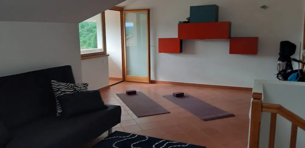 Sleeps 6 - Private Pool - Remote Countryside Villa
