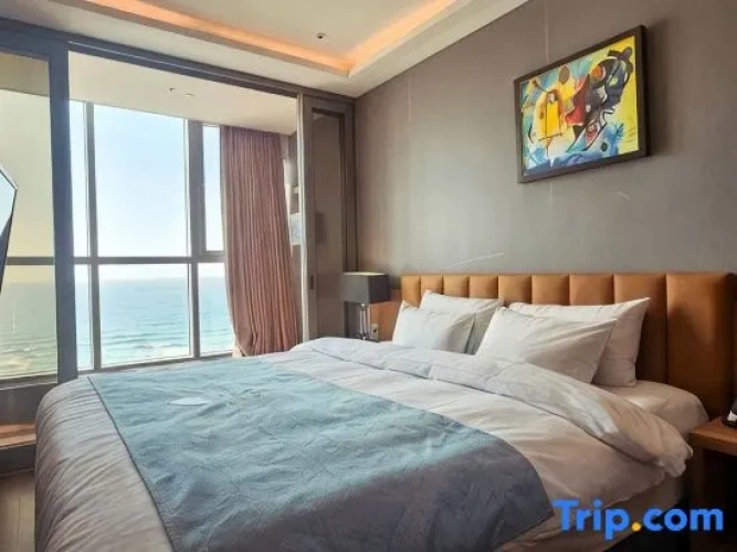 Suite with ocean view