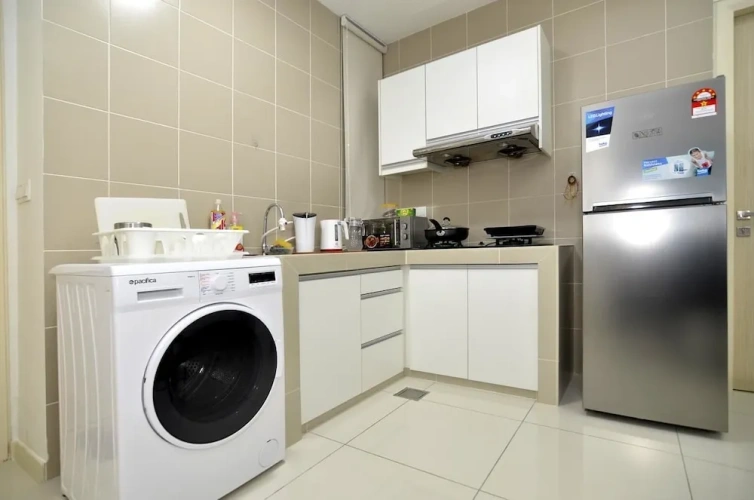 2 Bedrooms Apartment