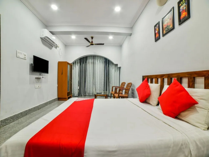 Oyo 29082 Pavitra Beach Home