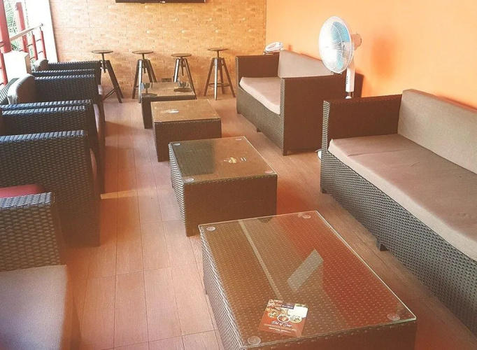 GEI8 Hotels & Lounge